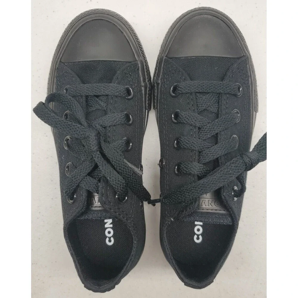 Converse Youth Chuck Taylor All Star Canvas Low Top Sneakers Black Size 11Y NEW
